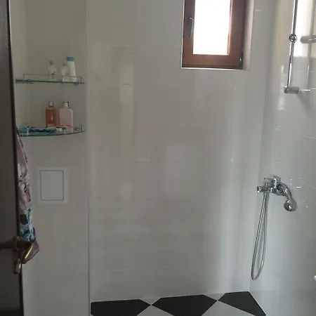 Holidays 桑丹斯基