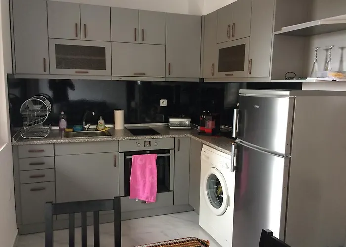 アパート Holidays サンダンスキ