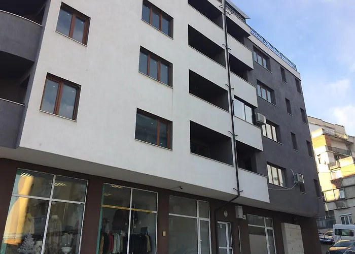 アパート Holidays サンダンスキ